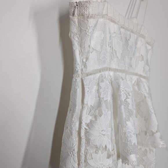 Rachel Zoe Margo Floral Lace Jumpsuit Sleeveless White Ecru Size 2 Preowned - Picture 7 of 12